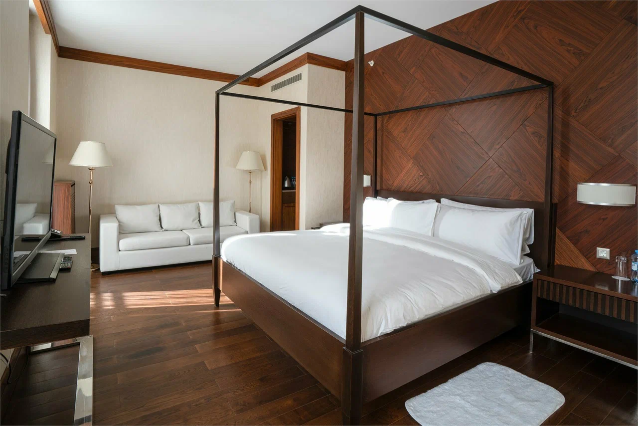 Accessible Suite — Mövenpick Красная Поляна, фото 1